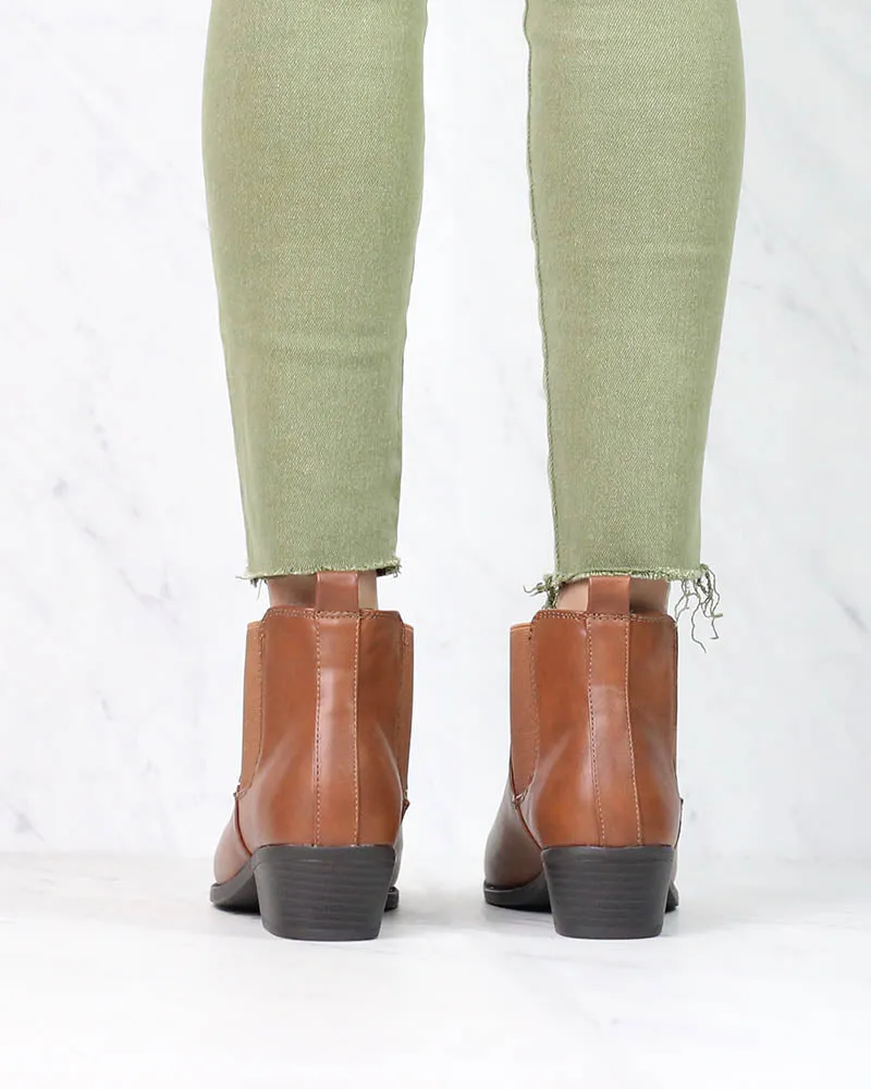 Ankle Chelsea Bootie in Tan