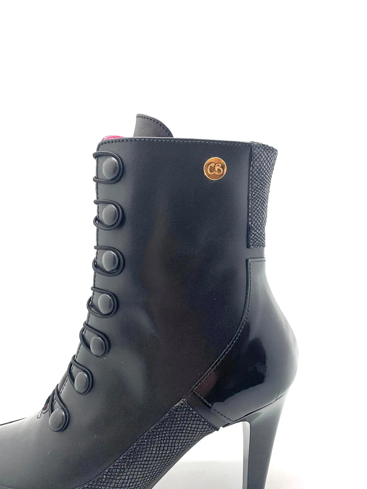 St Lucia - Black/Black button boot